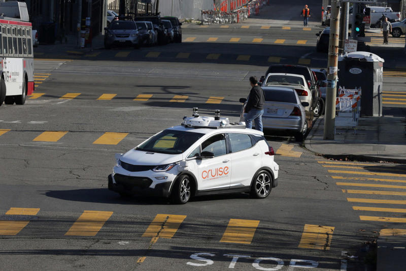 GM repurposes robotaxi fleet to test tech it plans for your car