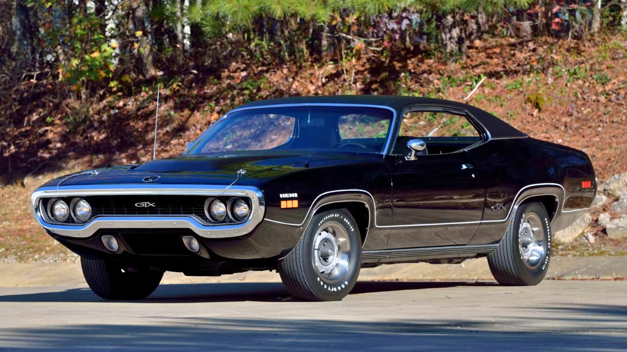 Plymouth, The 1971 Plymouth GTX arrived just as the muscle car era began changing