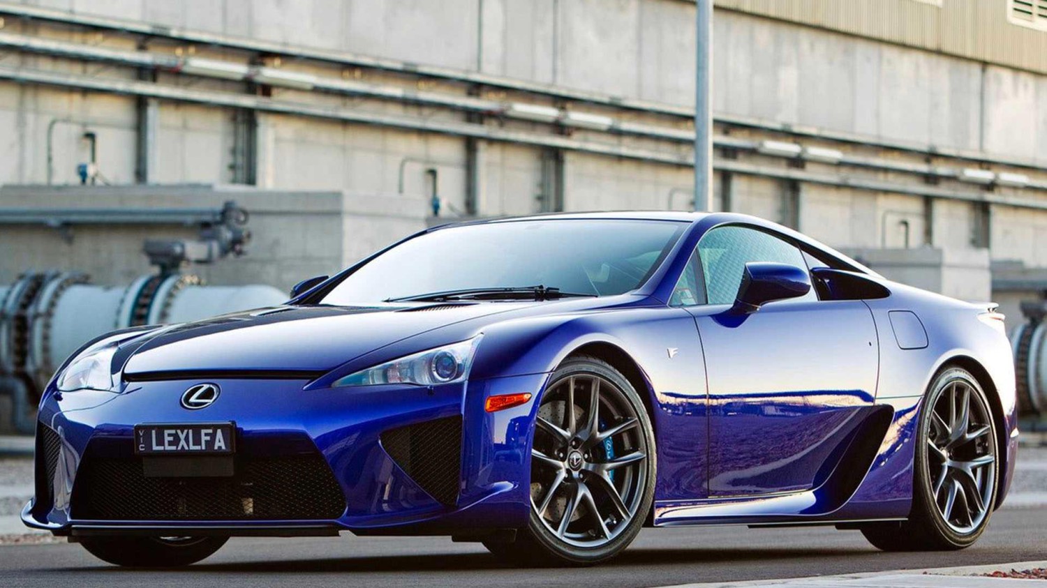 This 15-Year-Old Lexus Has More Power Than A Corvette C8