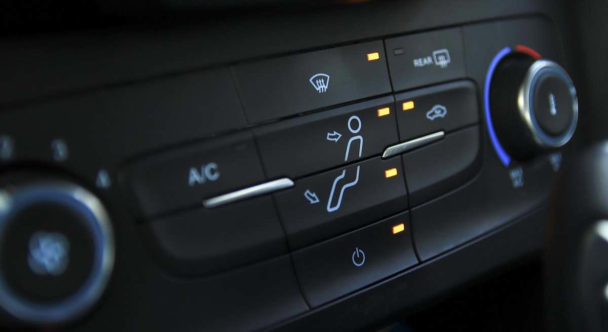 ¿Por qué la calefacción del coche calienta poco? Tres causas principales para revisar