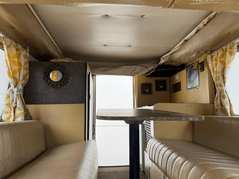 GMC Jimmy Casa Grande on Bring a Trailer Is a Sleek '70s Camper