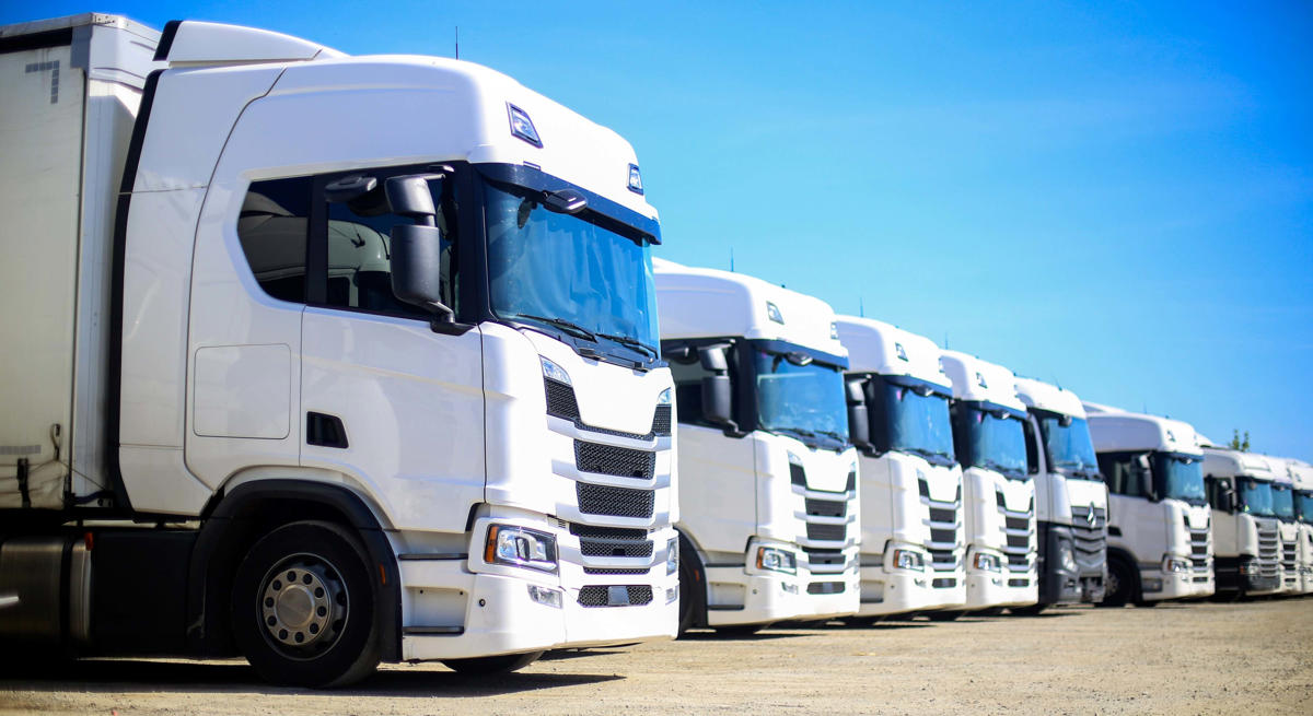 Descubre por qué los camiones americanos lucen un morro gigante y los europeos no