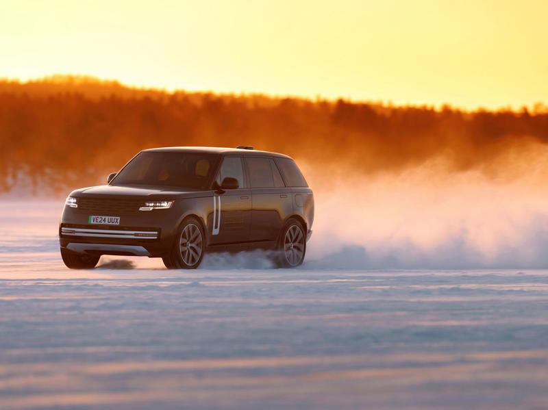 レンジローバー エレクトリックが北極圏の極寒テストを完了、いよいよ発表間近か