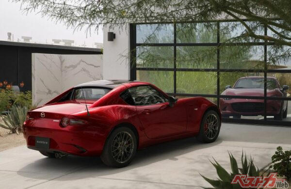 マツダ ロードスターのソフトトップ×2Lエンジン仕様を買うかRFをカスタムするか予算500万円ならどっちが幸せ？