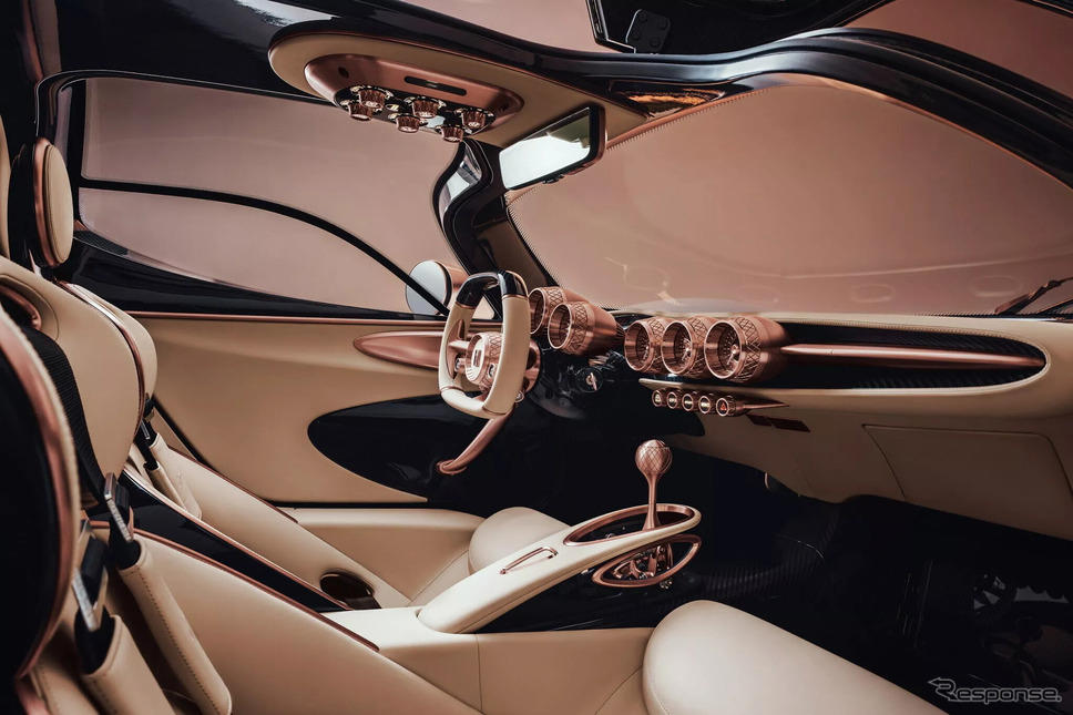 デ・トマソ、新型スーパーカー『P72』正式発表 限定72台をオーダーメイド