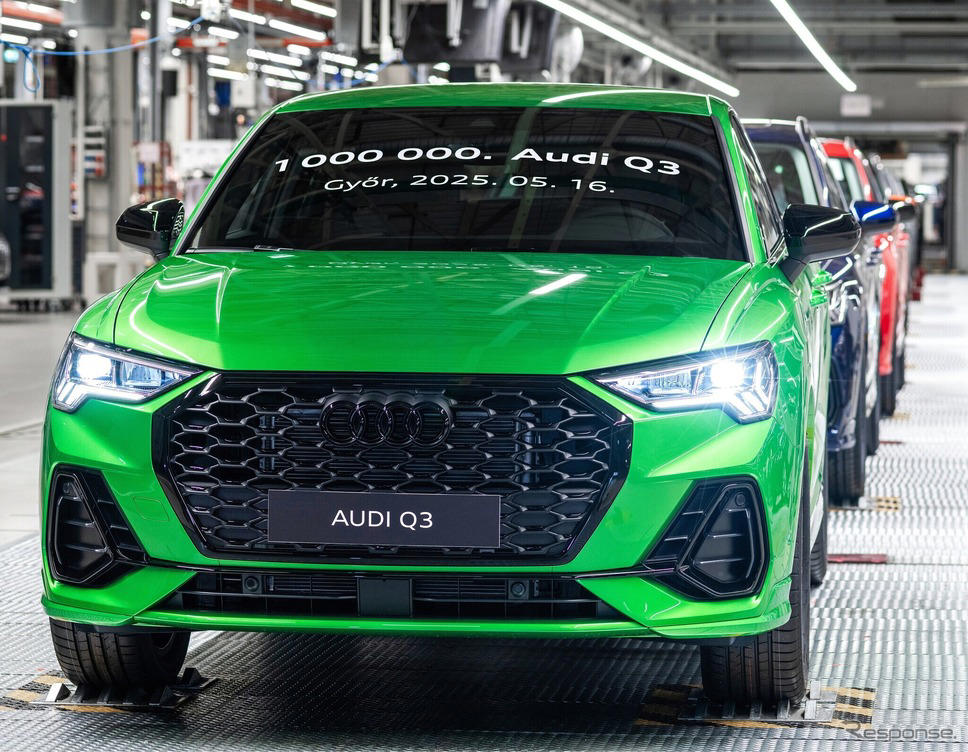 アウディ『Q3』次期型は今夏デビューへ、ハンガリー工場が生産100万台