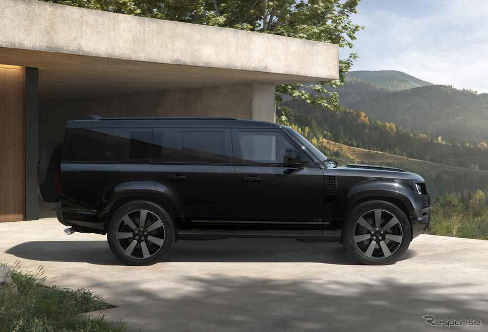 『ディフェンダー』に2026年モデル、新ヘッドライトと大型タッチスクリーン採用