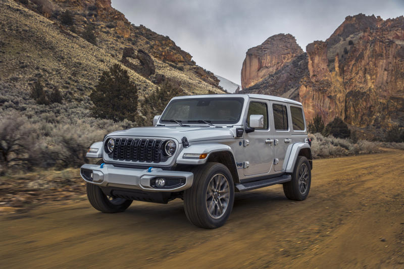 Jeep Wrangler and Grand Cherokee 4xe SUVs vanish online amid recall drama—here’s what’s going on