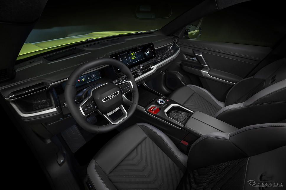 「一目惚れしたかも」ジープ『コンパス』新型にSNS興奮、初のEVに「航続650kmって優秀では」