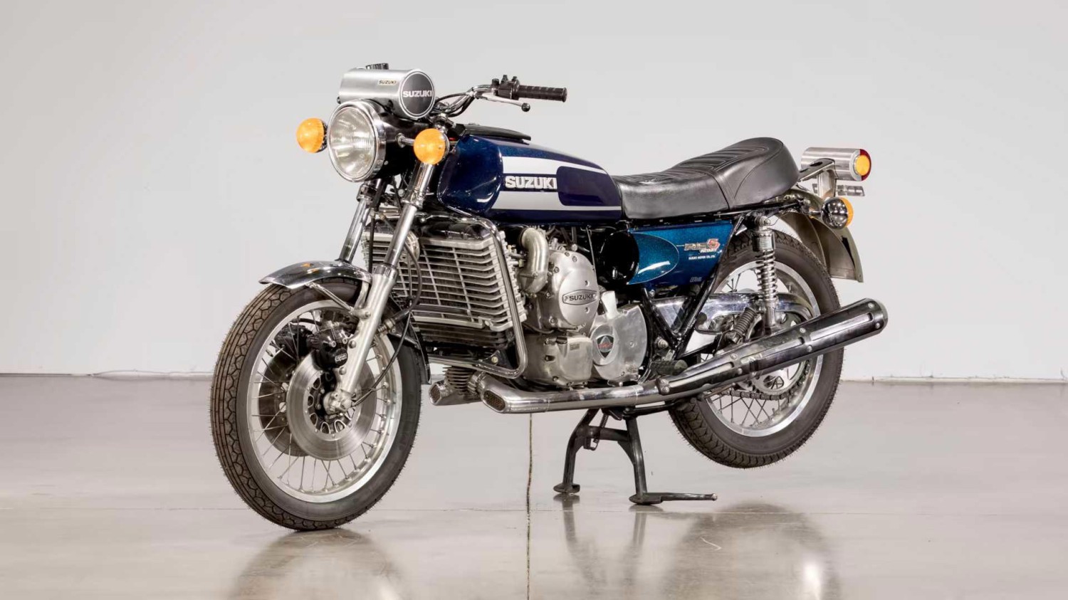 Suzuki Tried To Steal Mazda’s Thunder With A Rotary Motorcycle