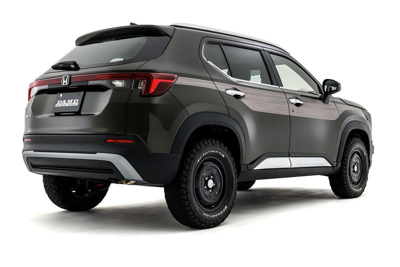 This Jeep-Looking Thing Is Actually a Small Honda SUV Playing Dress Up