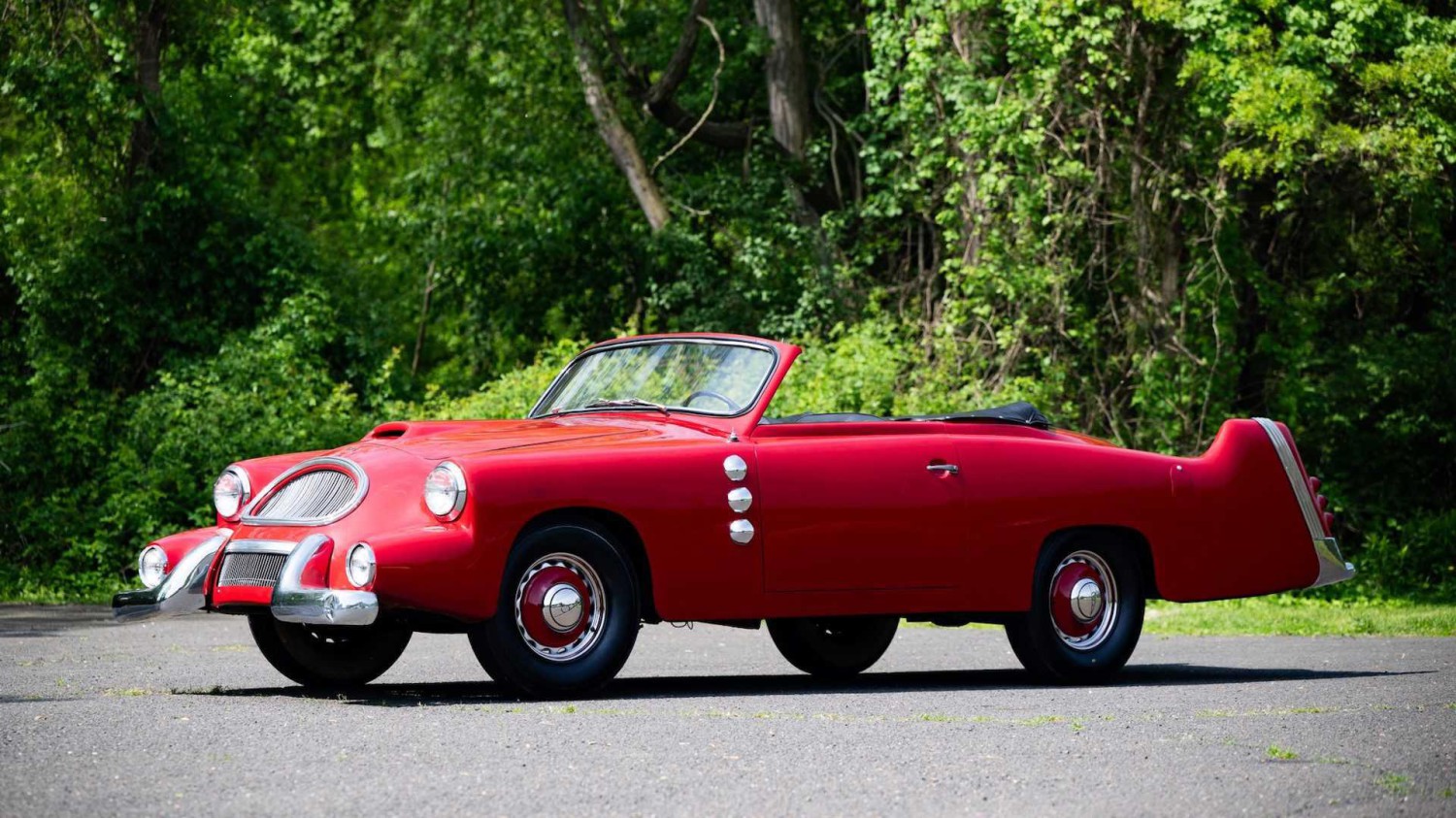 The Cadillac V8-Powered Drop-Top Built For Soldiers Left In Germany After WWII