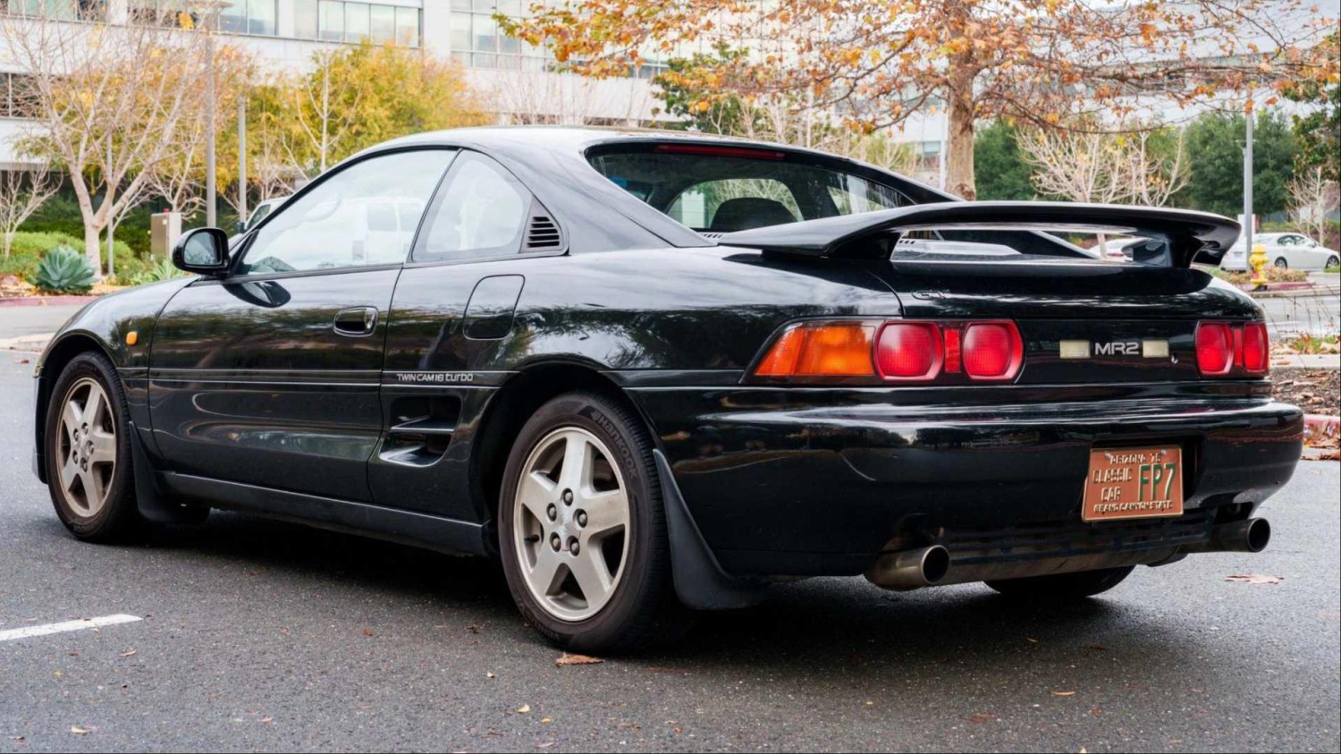 Toyota's Most Overengineered Car In The 90s Looked Like A Jellybean