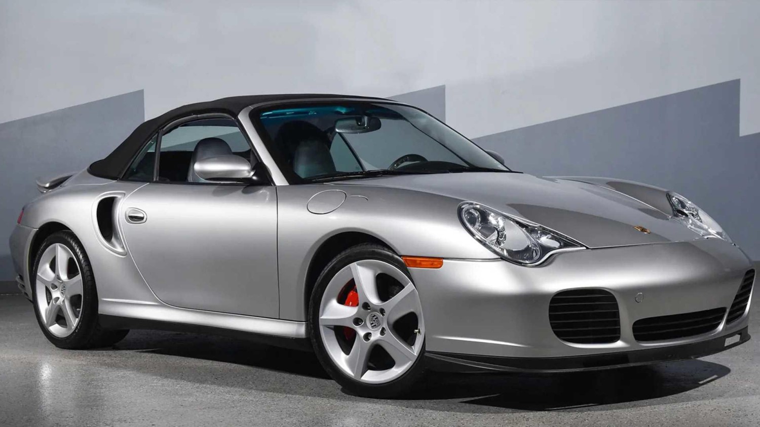 This Is The Cheapest AWD Supercar Money Can Buy