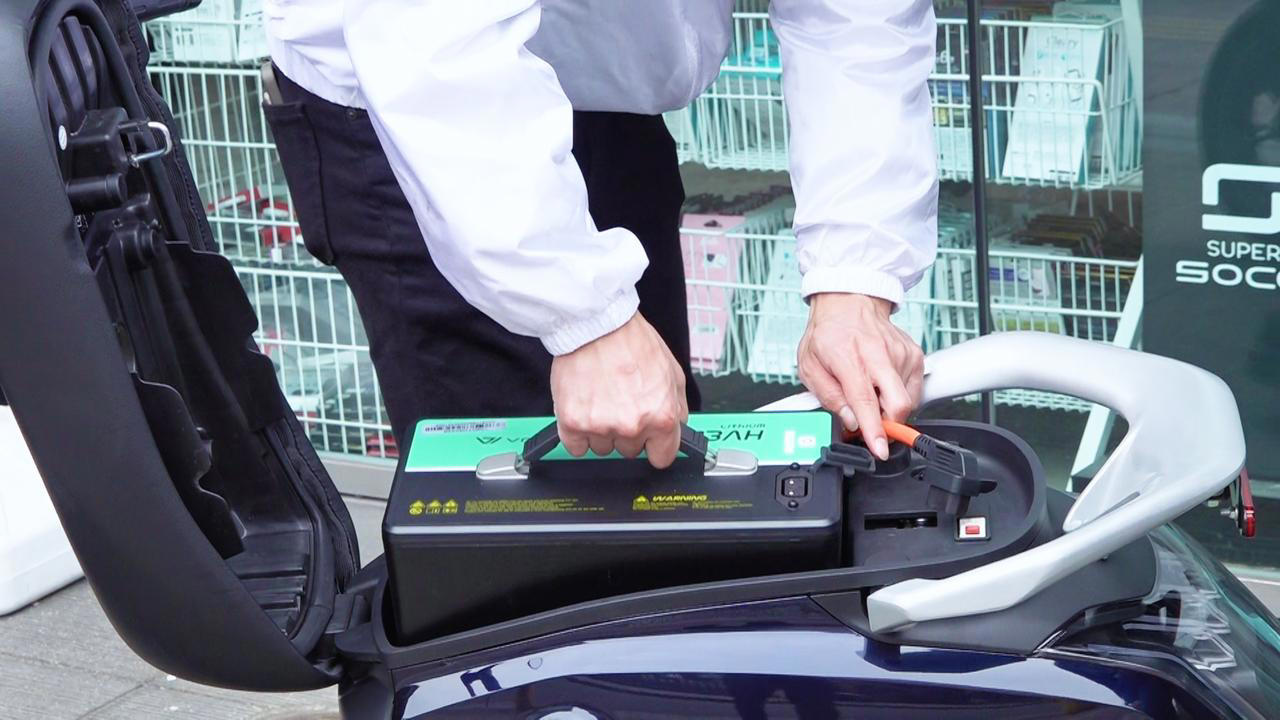 航続距離80kmの電動原付一種「VMOTO CUX Lite」をXEAMが先行販売開始。最高出力2.1kWのスタイリッシュスクーター