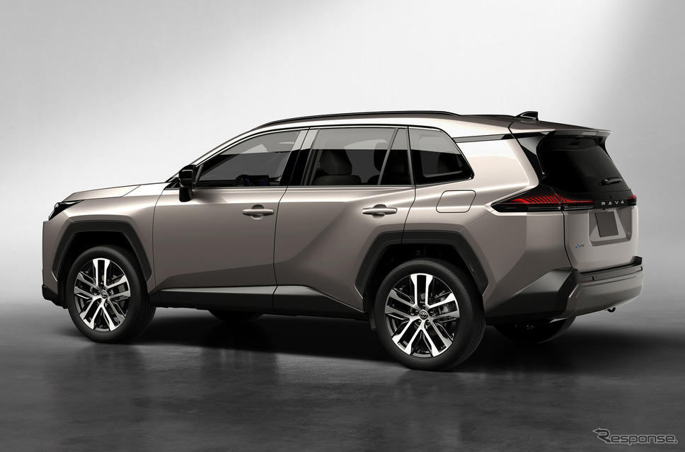 【トヨタ RAV4 新型】「SUVハンマーヘッド」がタフさ強調、都会派デザインの「CORE」