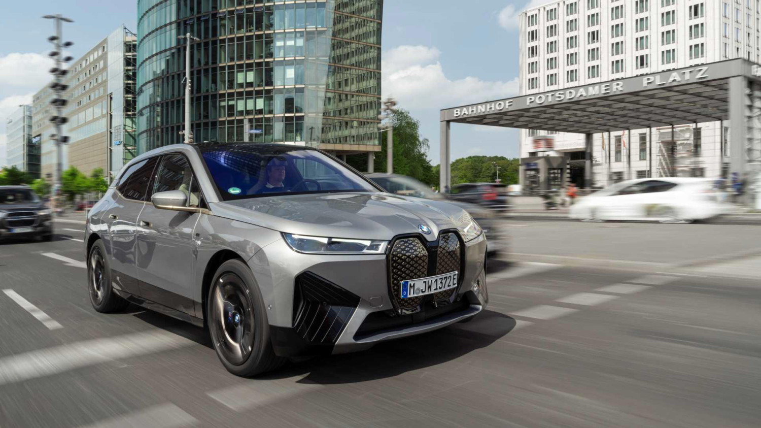 BMW iX is discontinued in US after 2026 model year