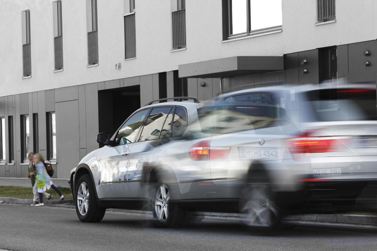 ¿Oyes ese molesto ruido al frenar? Podría ser más grave de lo que piensas