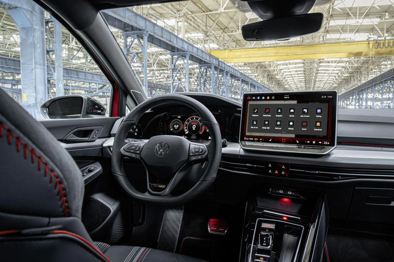 Volkswagen Golf GTI Edition 50: Most powerful GTI detailed