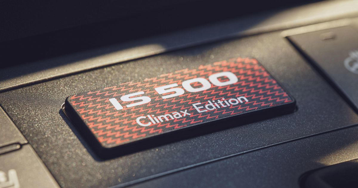 Lexus IS500 Climax Edition: V8 sedan bids farewell on a high