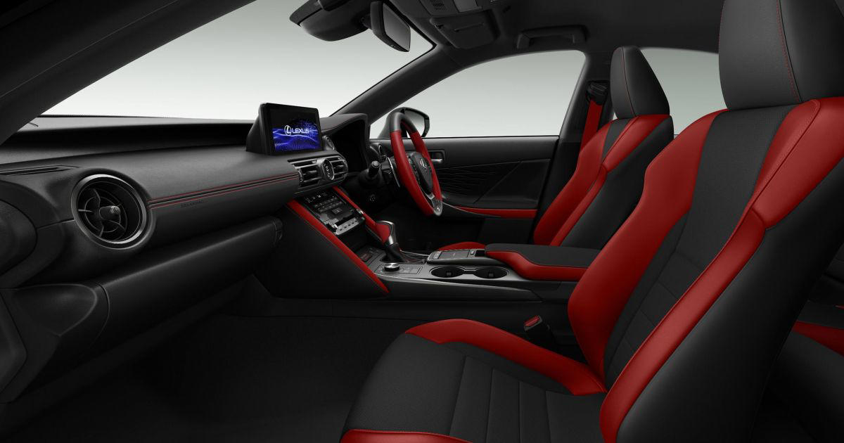 Lexus IS500 Climax Edition: V8 sedan bids farewell on a high