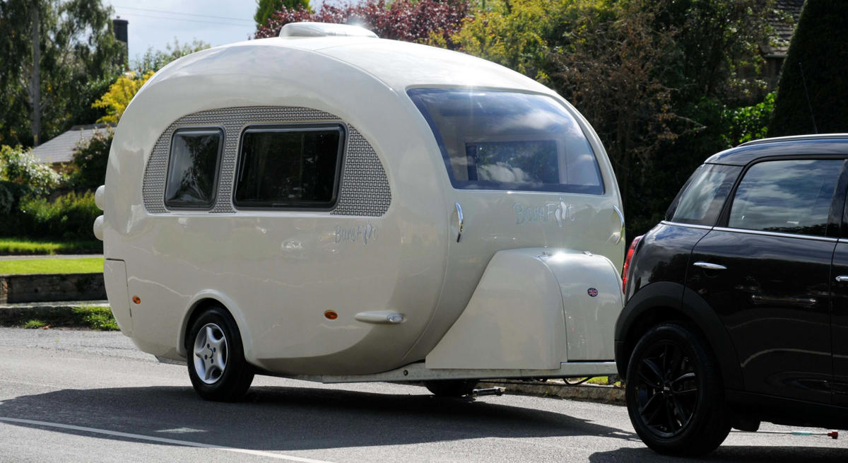 ¿Sabes cómo elegir los neumáticos más adecuados para tu caravana o remolque?