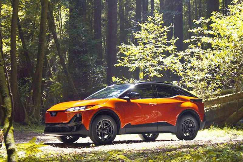 スバルが新型バッテリーEV「アンチャーテッド」を世界初公開、グローバルバッテリーEVラインナップの第3弾として登場