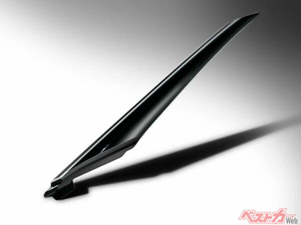 革新的な塗装技術がレクサス LMのピラーに導入！ デザインでも耐久性でも環境面でも優れた型内塗装！