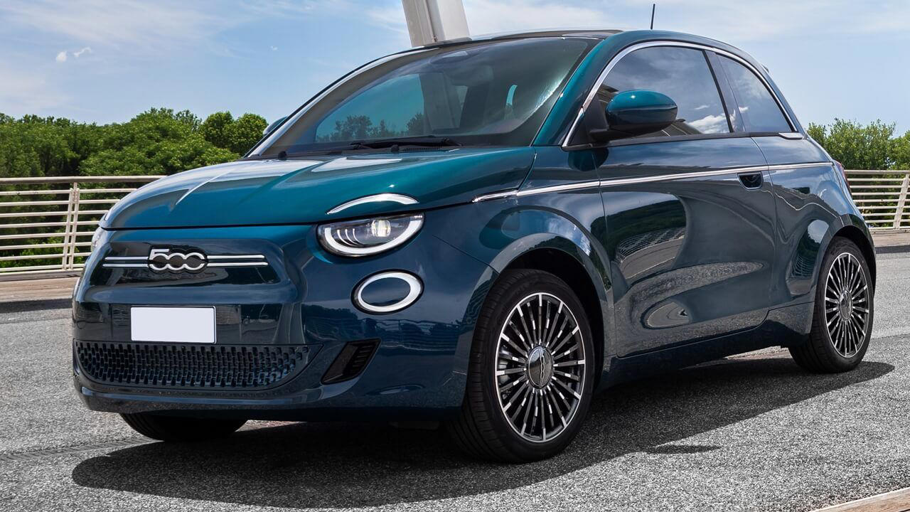 El FIAT 500 eléctrico pronto bajará de precio: sus nuevas baterías fabricadas en España serán la clave