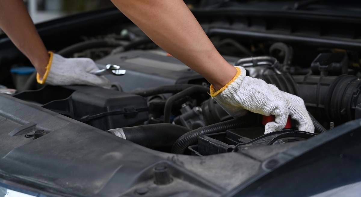 Este pequeño detalle del coche suele pasar desapercibido, pero si no se mantiene limpio puede provocar averías y salir muy caro