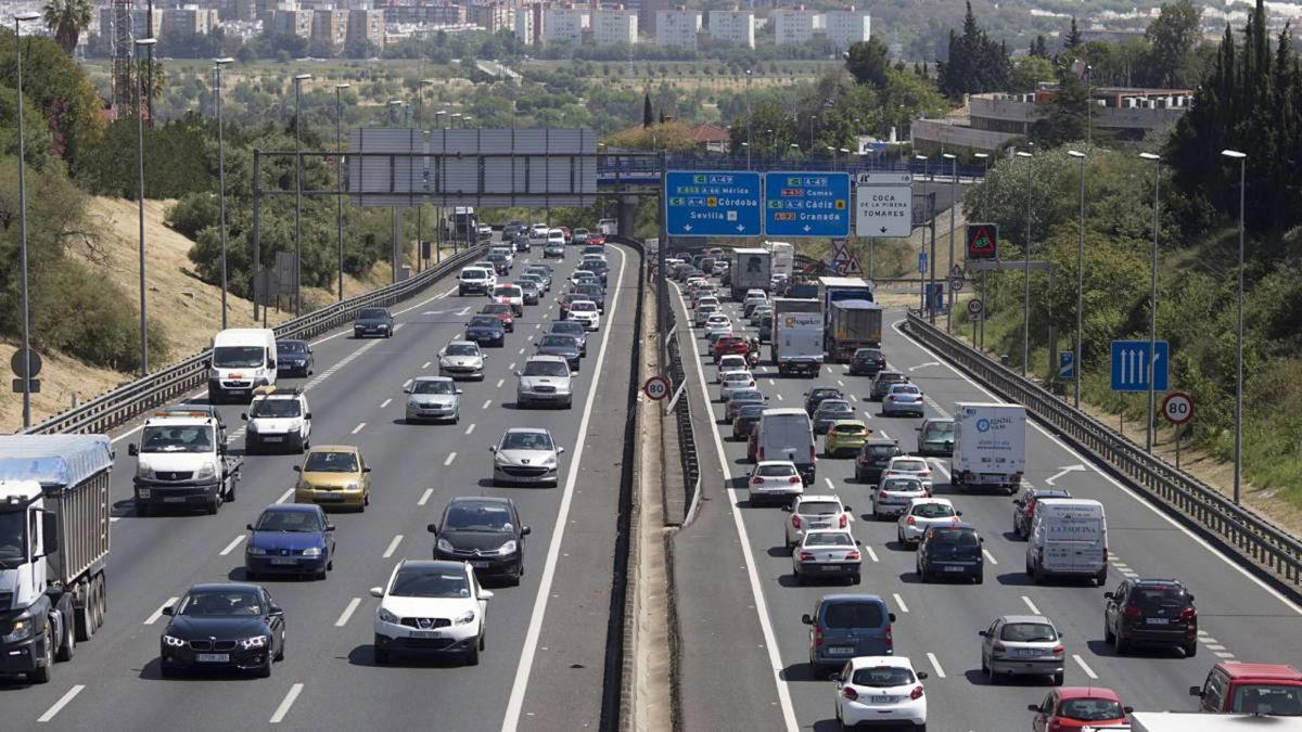 Bernat Escolano, mecánico: "La DGT te dice que hagas estas cinco cosas pero no te dice que rompen tu coche"