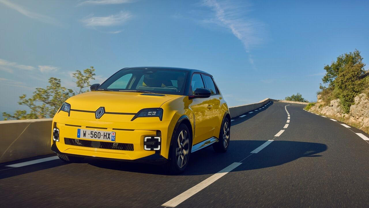 Tu próximo coche tendrá una dirección electrónica sin conexión con las ruedas, estas son sus ventajas