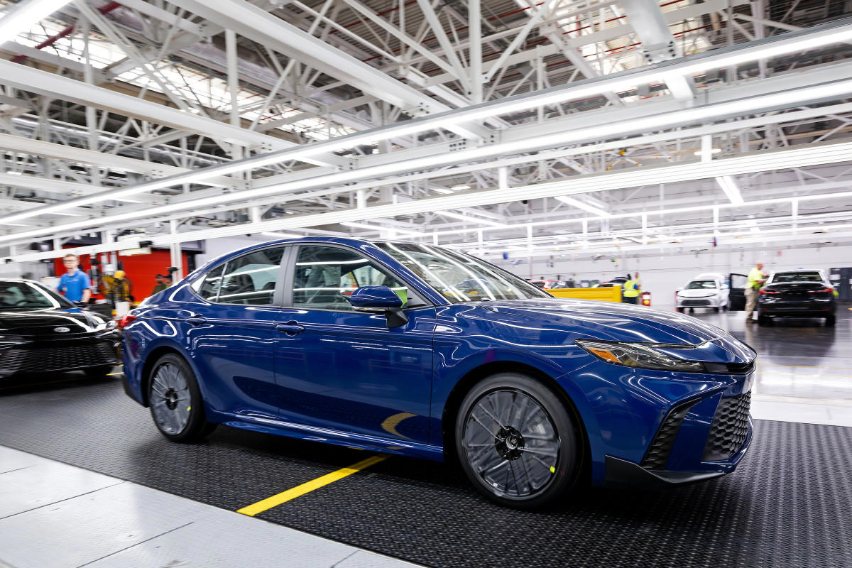 Colorful cars are making a comeback