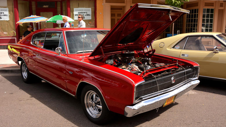 What Made Mopar's 383 Engine Different From The 340 And 440?