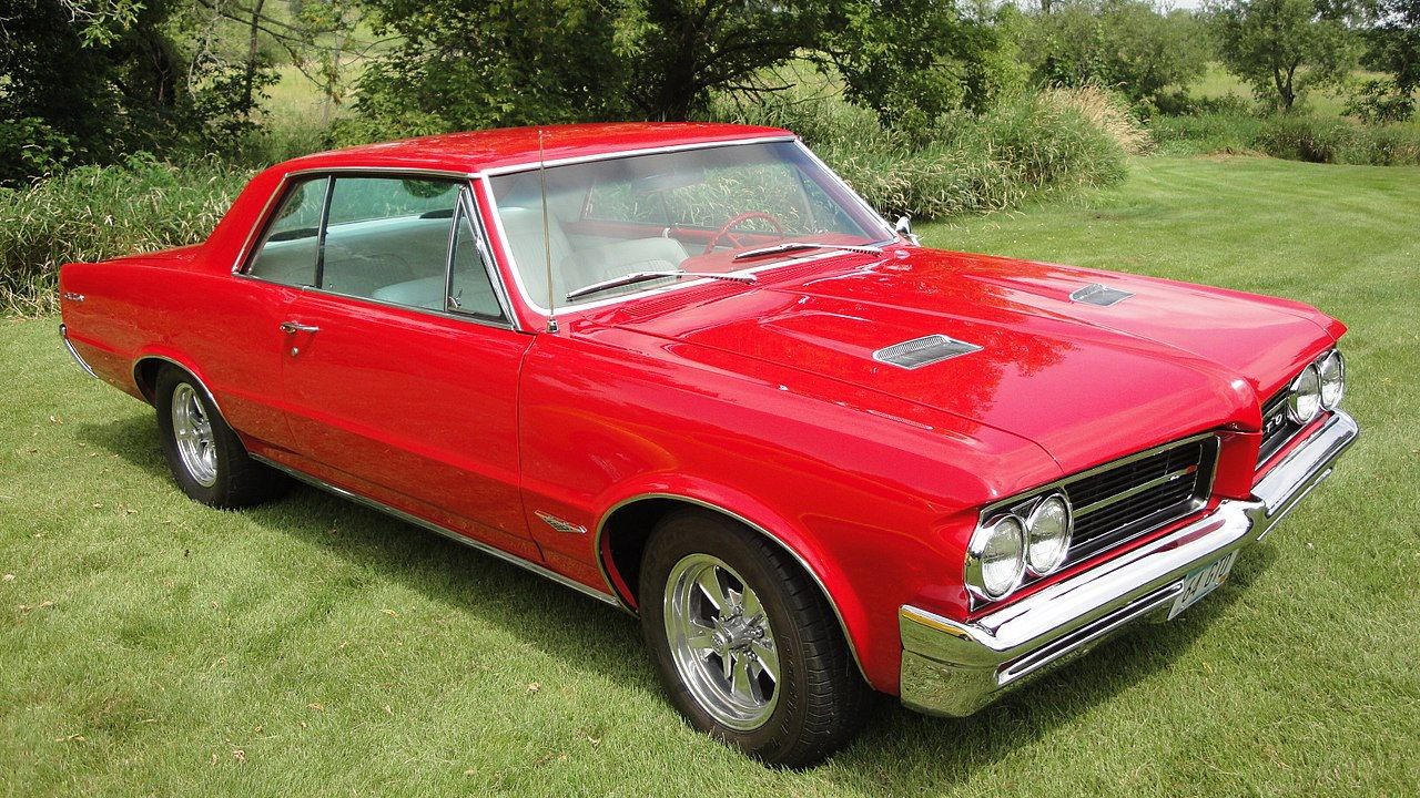 Pontiac, GM, Why the 1964 Pontiac GTO launched despite GM’s performance restrictions