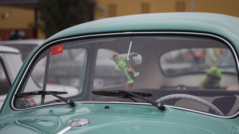 Why Do Some Truckers Tie Stuffed Animals To Their Trucks?