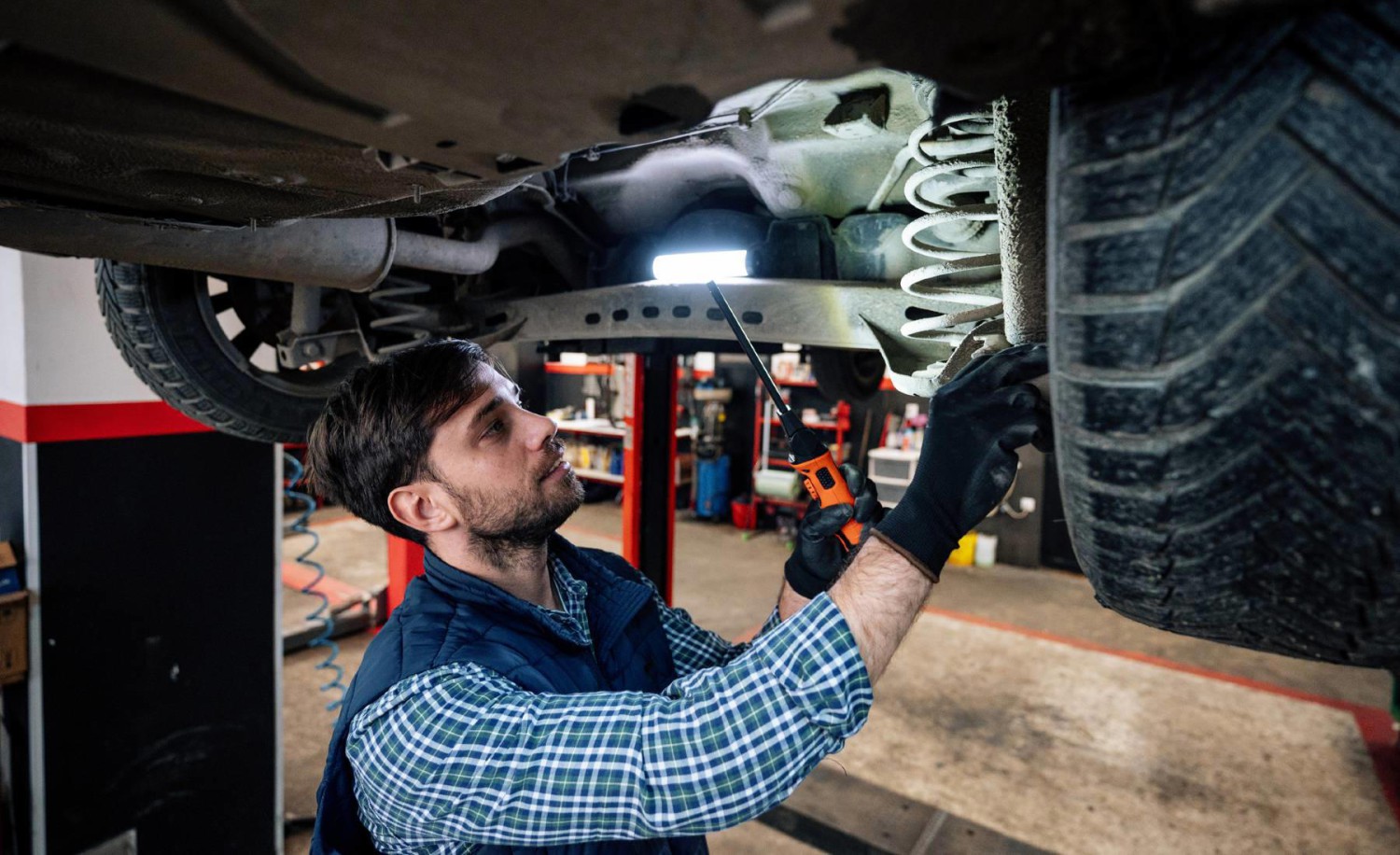 Si te gustan los coches, atención: esta empresa ofrece más de 60 puestos de trabajo inmediatos en Madrid