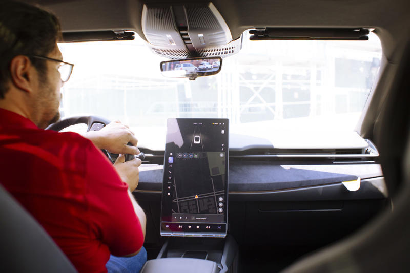 Why NYC has a fleet of new EVs from a dead carmaker