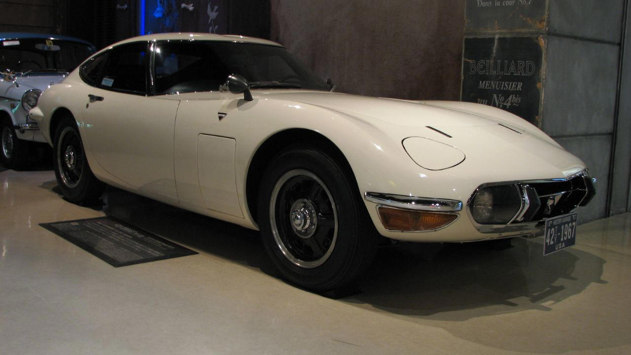 Toyota, Few expected the 1967 Toyota 2000GT to rival European sports cars so quickly