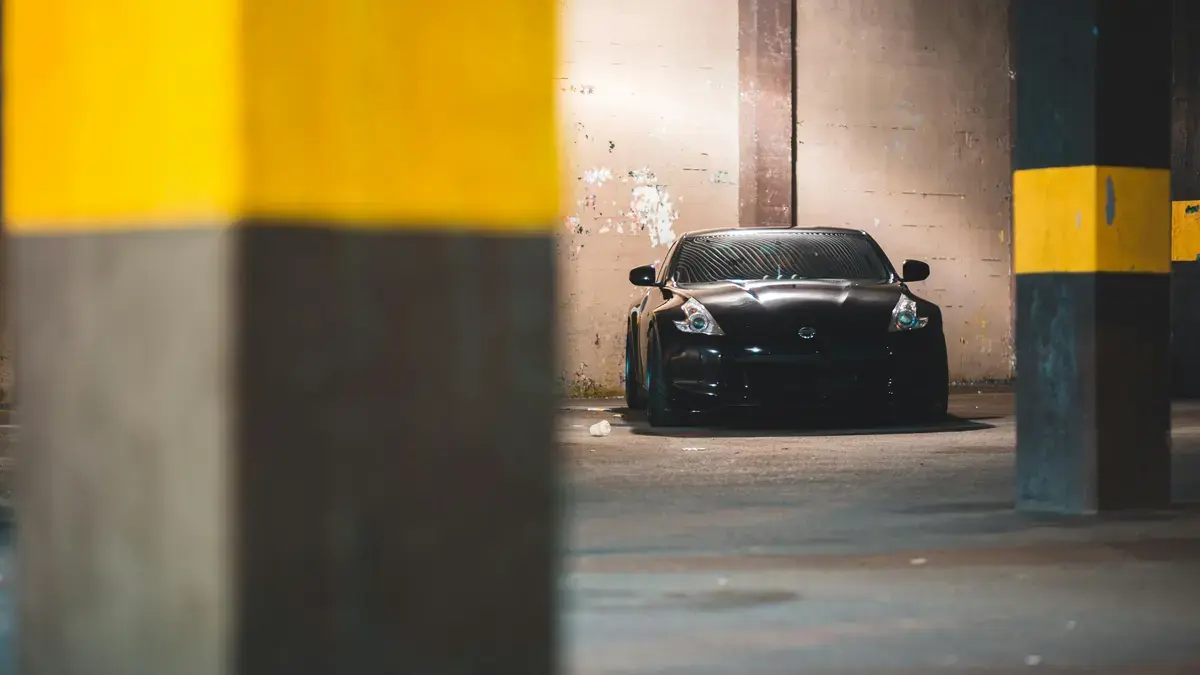 La DGT avisa a los conductores: multas de 3.000 euros por tener un coche sin usar en el garaje