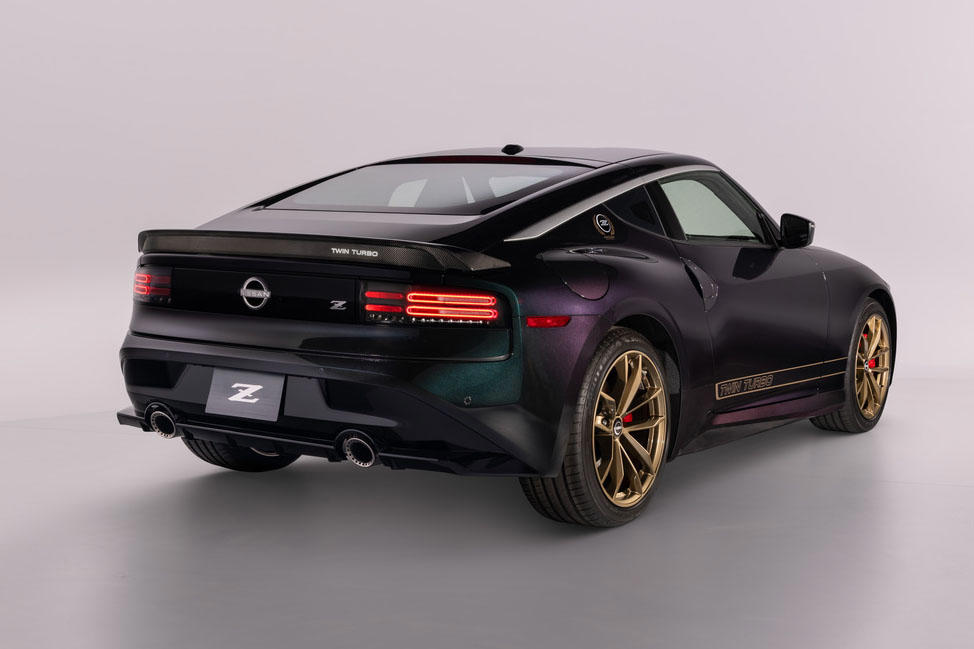 アメリカ日産が「ニッサンZ」の2026年モデルを発表、300ZXの伝説を再現した「ヘリテージエディション」が登場