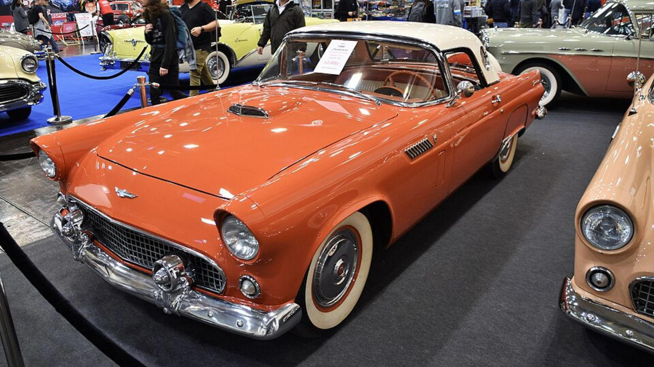 Ford, Chevrolet, Chevrolet Corvette, 1956 Ford Thunderbird vs 1956 Chevrolet Corvette, one became a legend the other stayed complicated