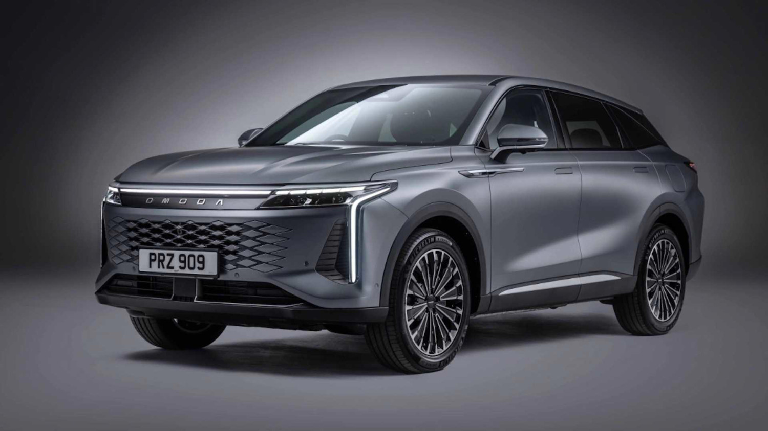 This automaker wants to tackle both Toyota and Tesla head-on