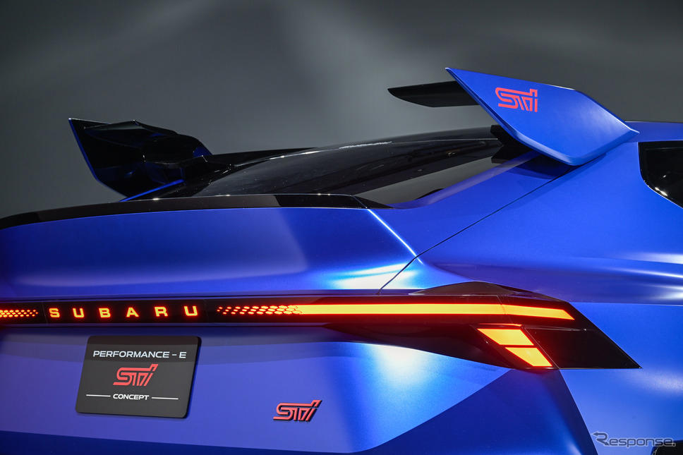 スバル製スーパーカー登場！「パフォーマンスE STIコンセプト」に盛り込まれた新技術と、伝統への敬意…ジャパンモビリティショー2025