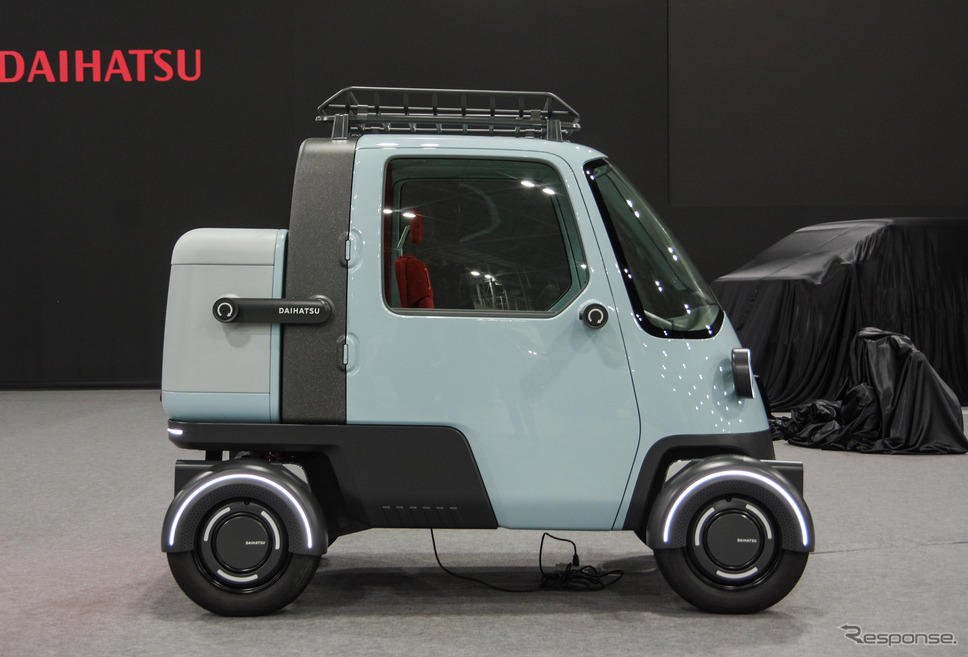 ダイハツらしさ全開！自転車以上、軽自動車未満の『ミゼットX』が楽しすぎる…ジャパンモビリティショー2025