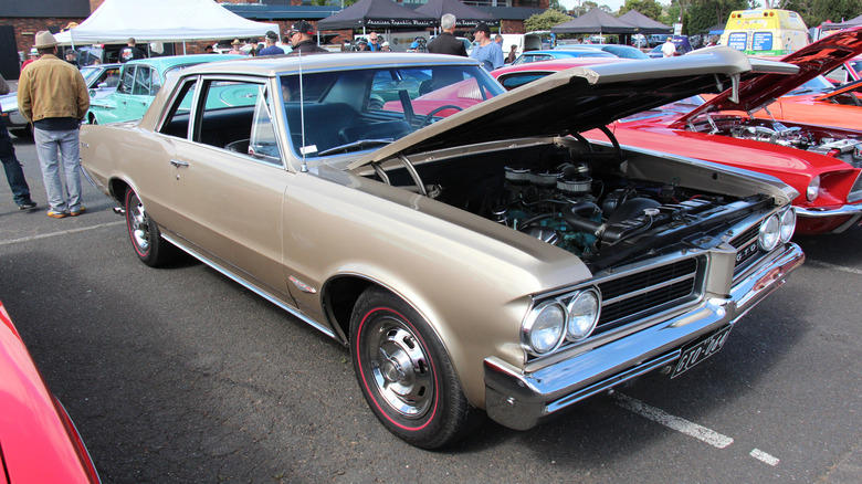 Was This Oldsmobile Actually America's First Muscle Car?