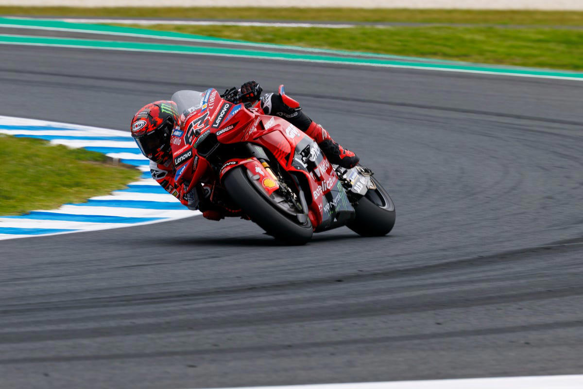 Ducati y su atrevida respuesta a las quejas de Pecco Bagnaia que incluye a Marc Márquez: "La moto es la misma"