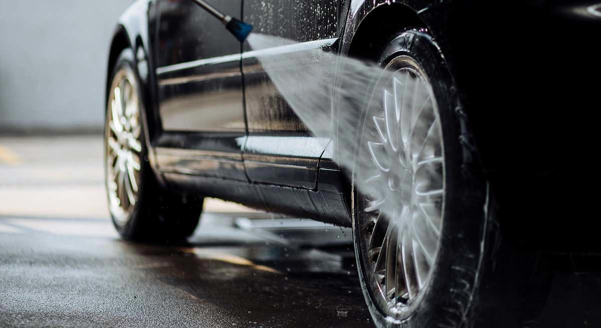 "Si cometes alguno de estos tres errores, tu coche te va a salir muy caro": la advertencia de un experto en motor a todos los conductores