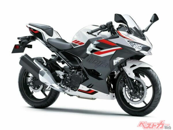新カラーでさらに美しく!! カワサキ「Ninja 400」2025年モデル登場！