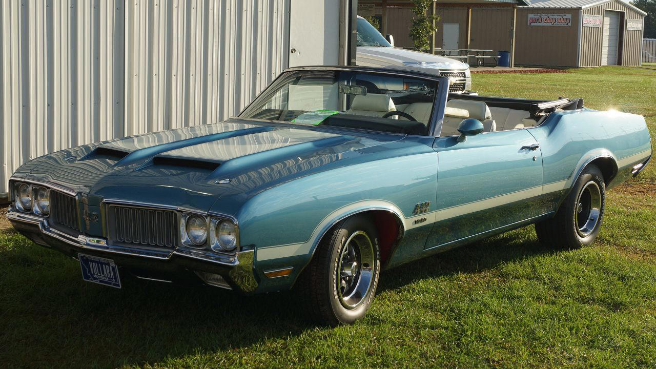Oldsmobile, Oldsmobile’s 1970 442 W-30 backed its name with serious big-block performance